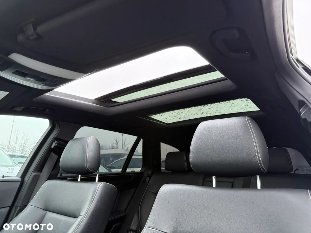 Mercedes-Benz Klasa E 350 4Matic 7G-TRONIC - 21