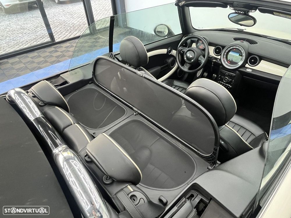 MINI Cabrio Cooper SD - 19