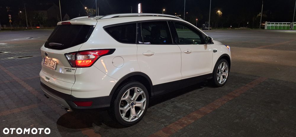 Ford Escape 2.0 EcoBoost AWD Titanium - 37