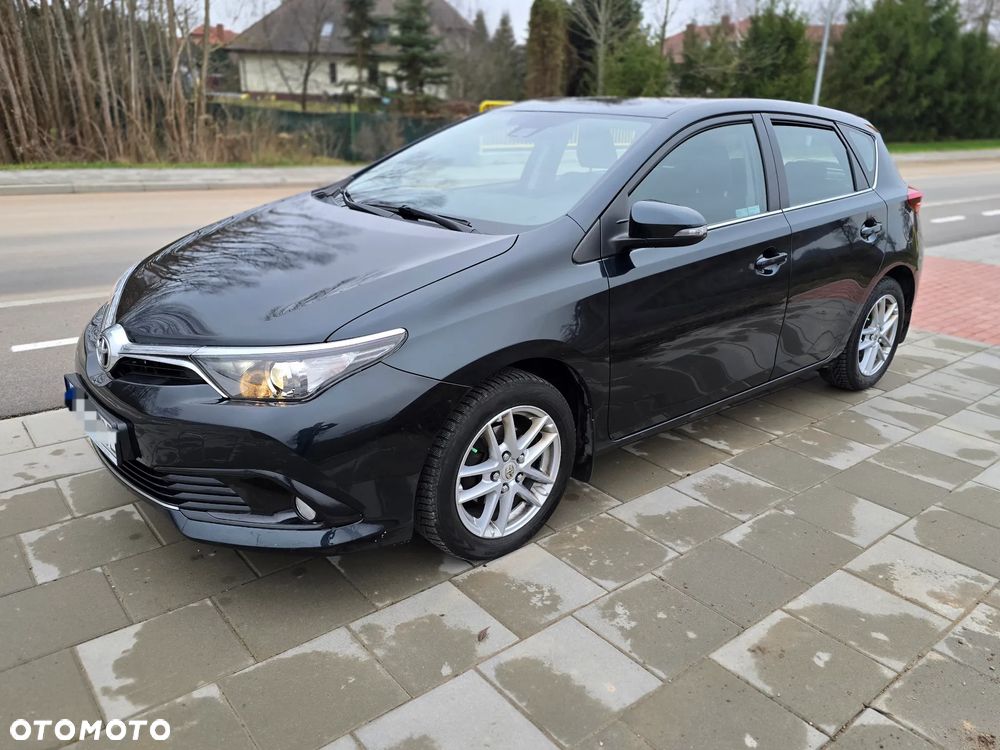 Toyota Auris 1.6 Premium Comfort - 3