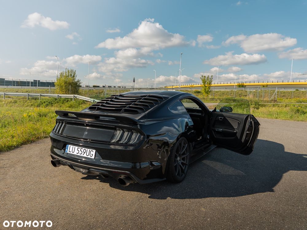 Ford Mustang 5.0 V8 GT - 5