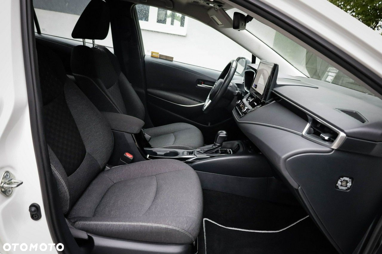 Toyota Corolla - 18