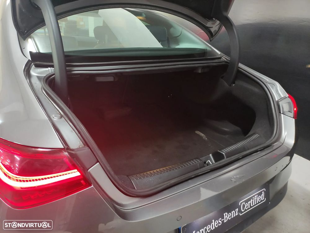 Mercedes-Benz CLA 180 d - 4