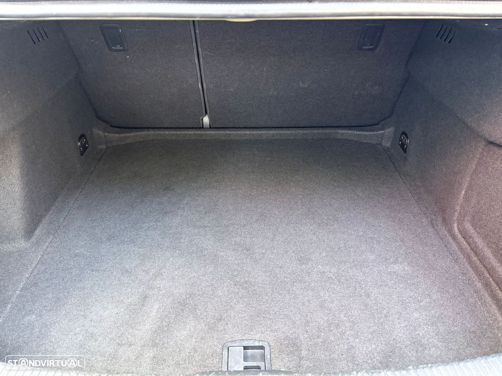 Audi A3 Limousine 1.6 TDI Advance - 26