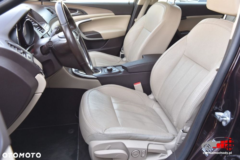 Opel Insignia - 18