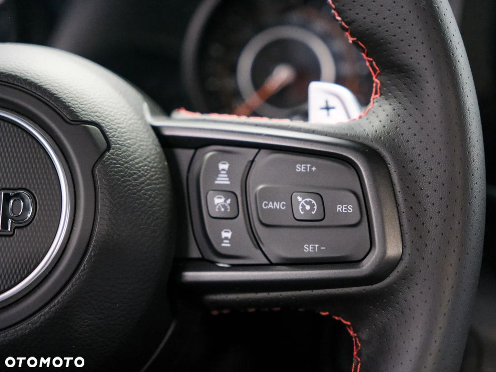 Jeep Wrangler - 24
