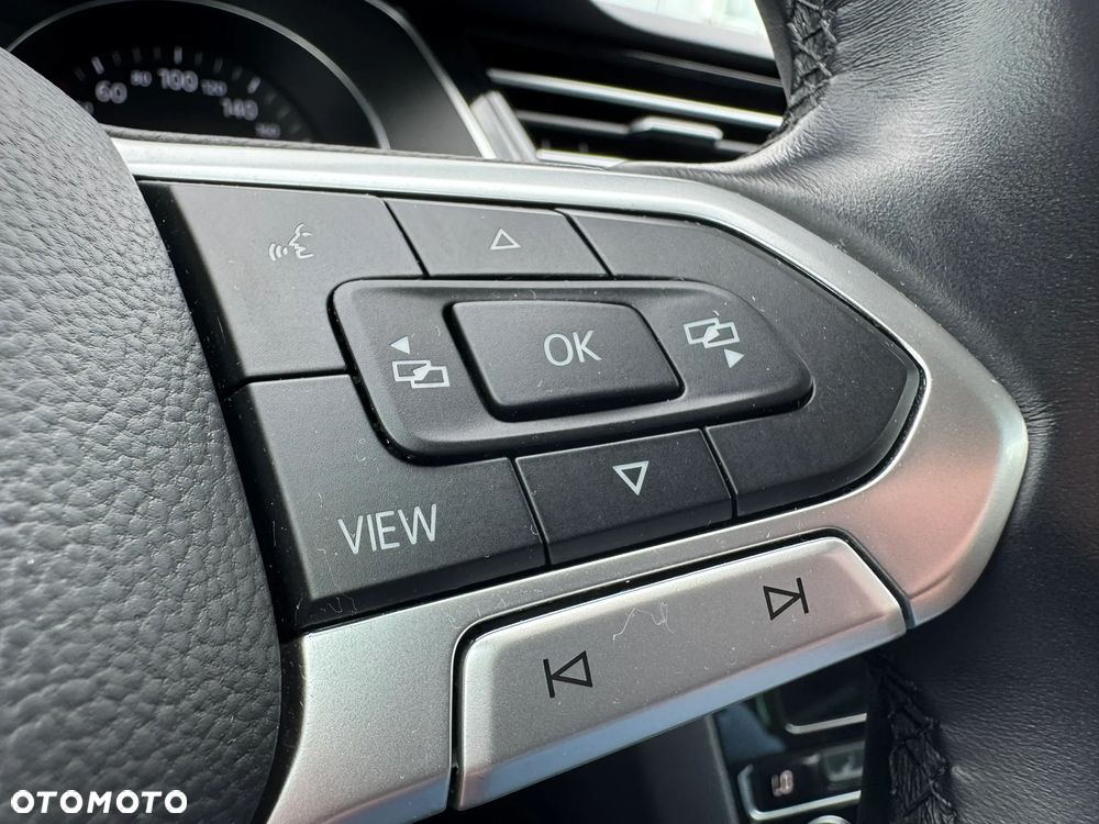 Volkswagen Passat 2.0 TSI Business DSG - 13