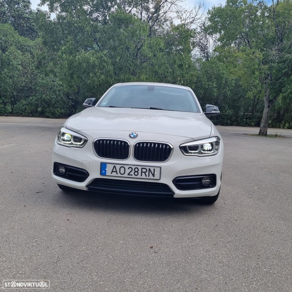 BMW 118 i Pack M Auto - 3