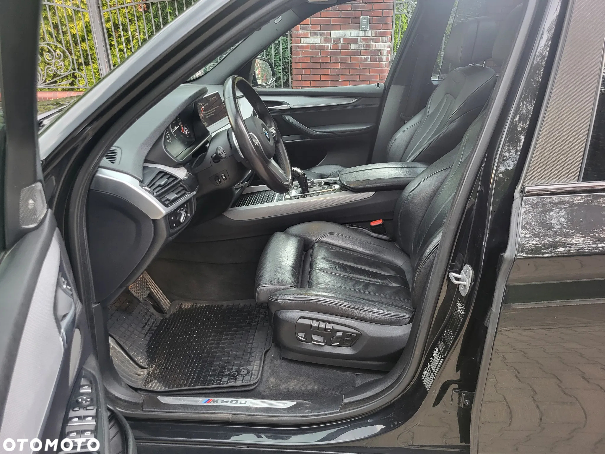 BMW X5 M M50d - 25