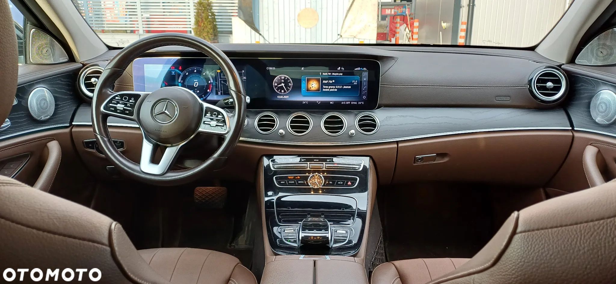 Mercedes-Benz Klasa E 220 d 4-Matic Business Edition 9G-TRONIC - 1