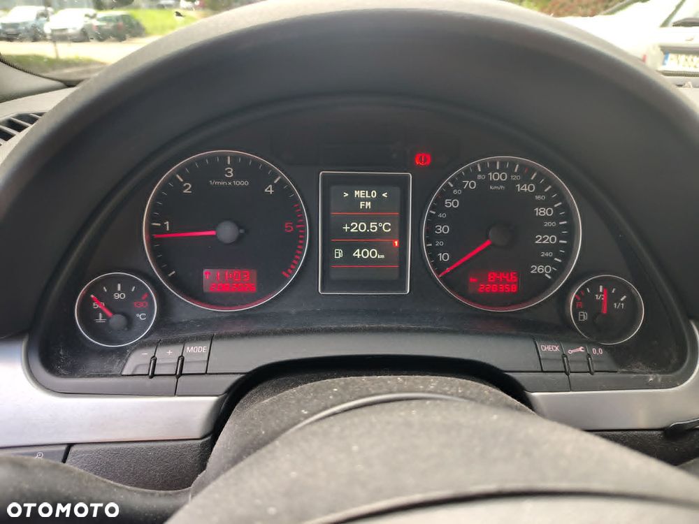 Audi A4 Avant - 1