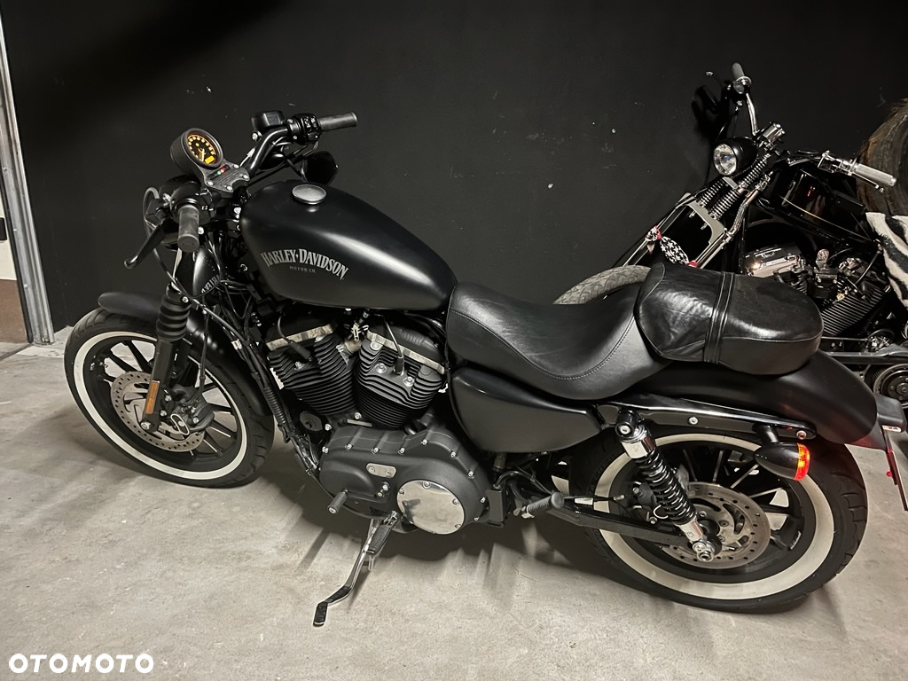 Harley-Davidson Sportster Iron 883 - 5