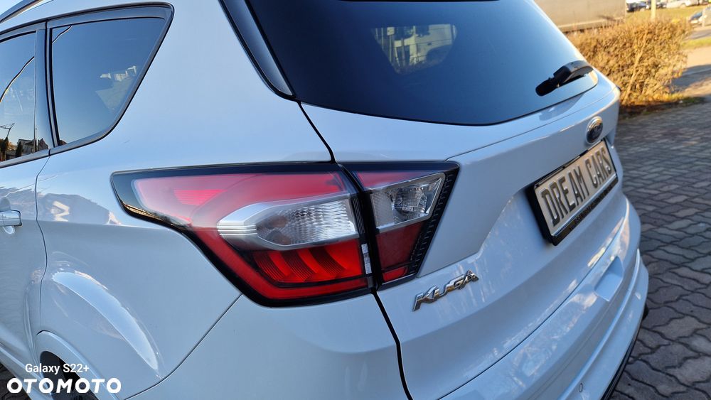 Ford Kuga 1.5 EcoBoost 2x4 ST-Line - 31