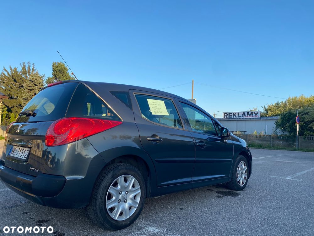 Peugeot 207 1.6 HDi - 32