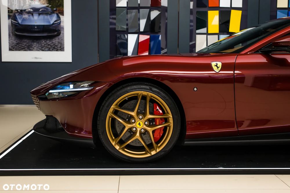 Ferrari Roma Spider - 12