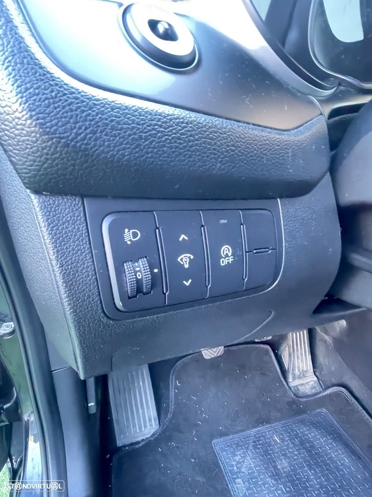 Kia Ceed SW 1.4 CRDi ECO - 11