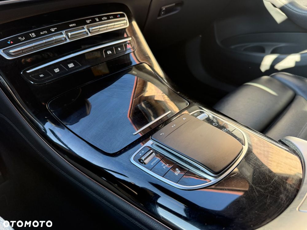 Mercedes-Benz EQC 400 4-Matic - 19