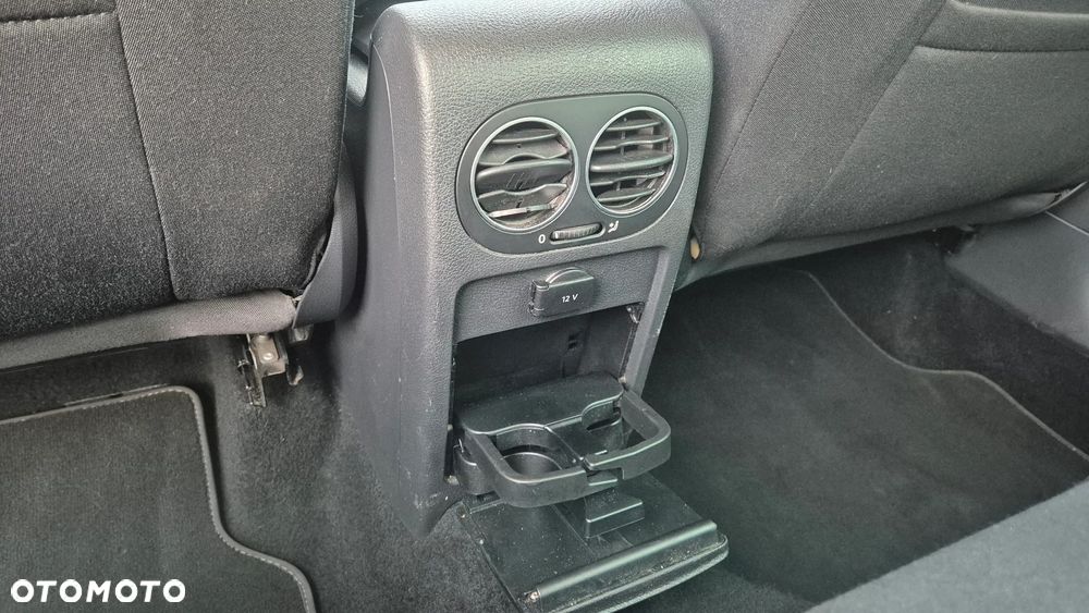 Volkswagen Golf Plus 2.0 TDI DPF Style - 16