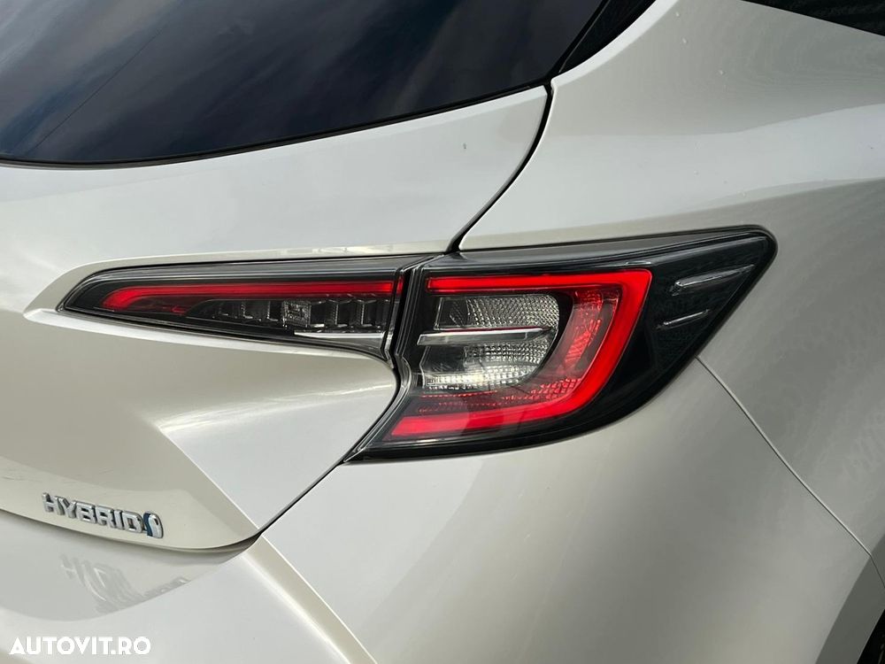 Toyota Corolla 1.8 HSD Dynamic Bi-tone - 27