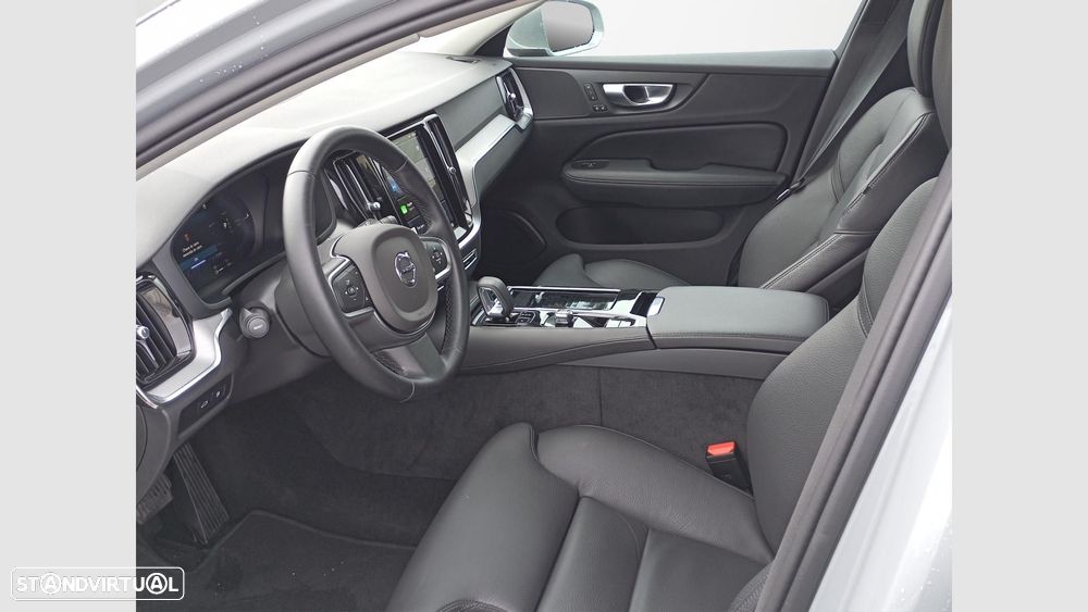 Volvo V60 2.0 T6 AWD TE Plus Bright — fotografia 6