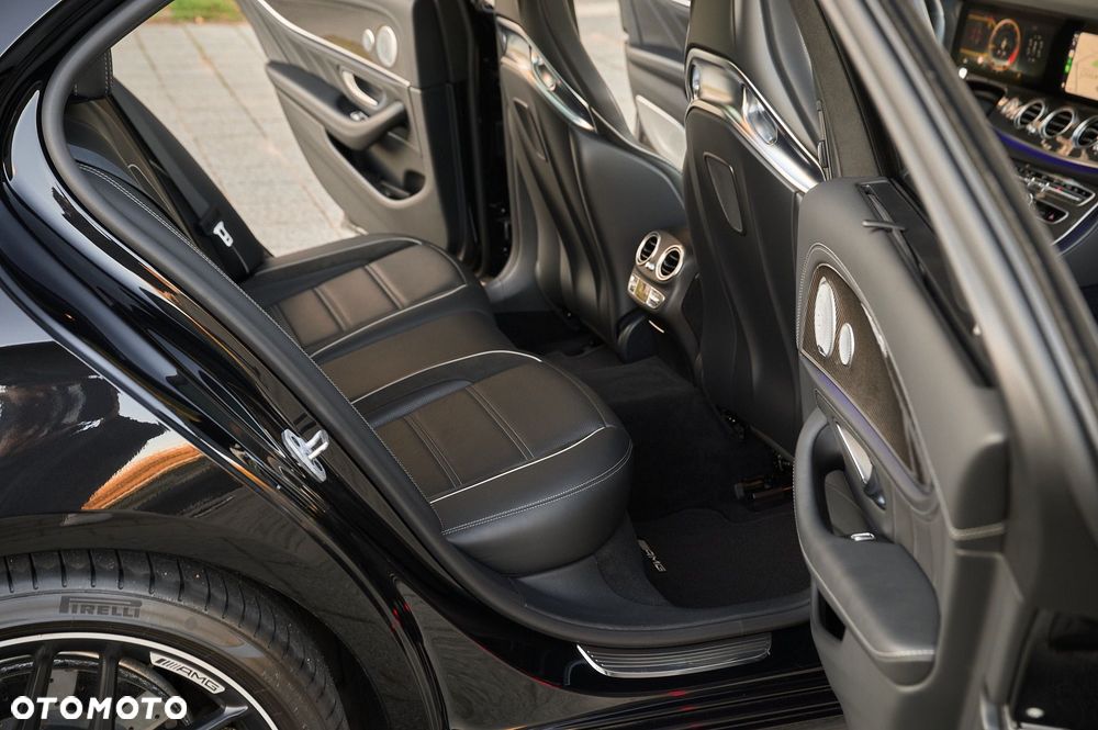 Mercedes-Benz Klasa E AMG 63 S 4-Matic+ - 10