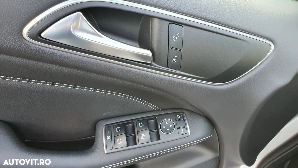 Mercedes-Benz B - 20