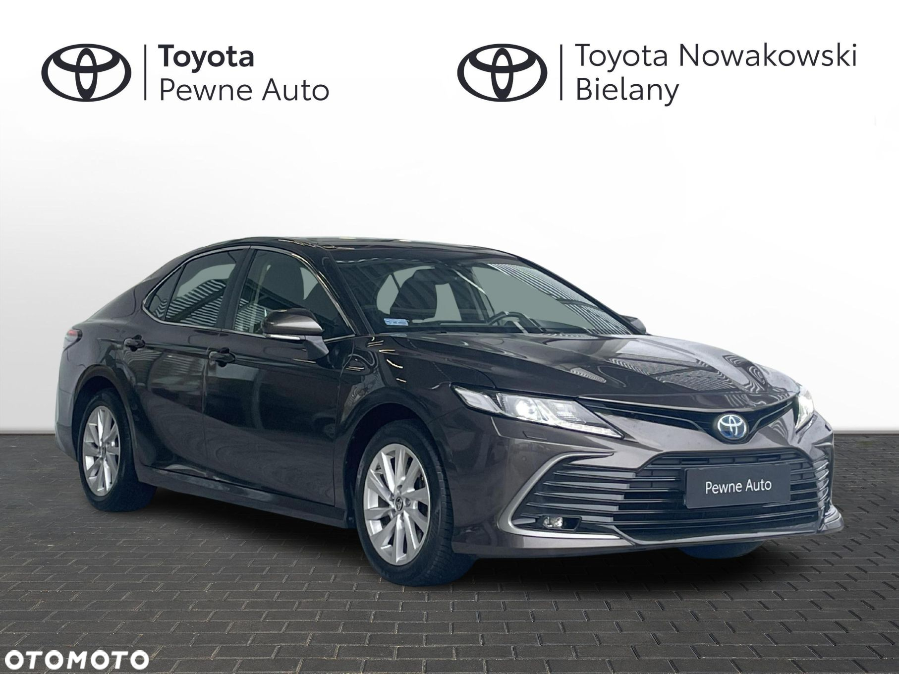 Toyota Camry - 7