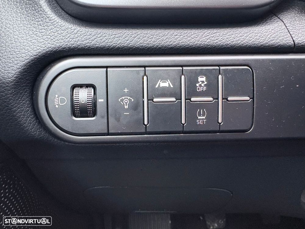 Kia XCeed 1.5 T-GDI Sport - 31