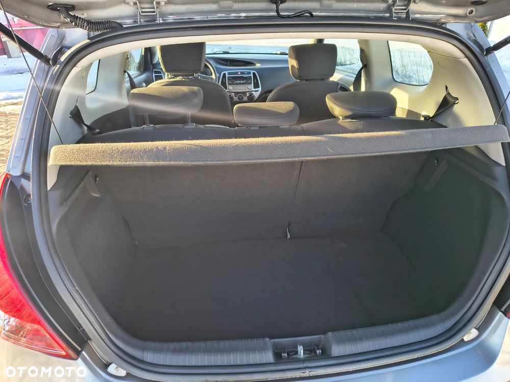 Hyundai i20 - 10