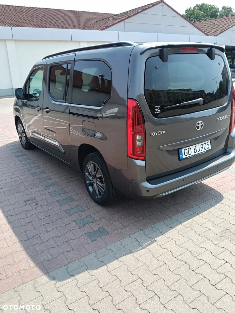 Toyota Proace City Verso Long 1.5 D-4D Business - 3