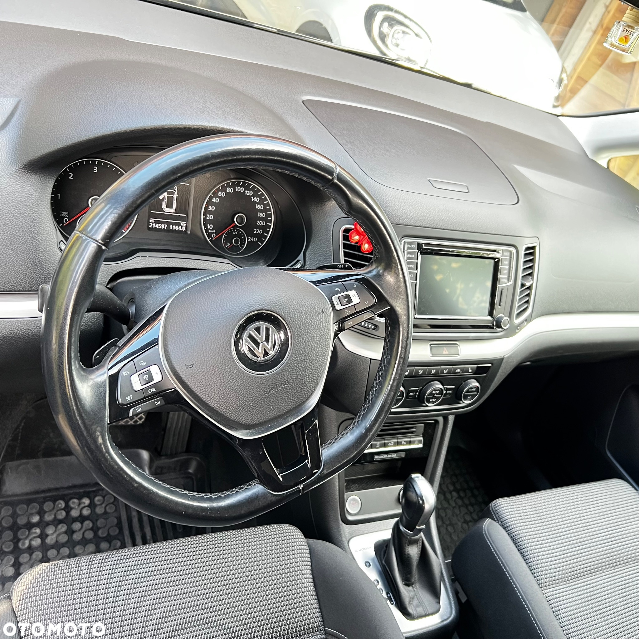 Volkswagen Sharan 2.0 TDI DSG 4MOTION (BlueMotion Technology) Comfortline - 5