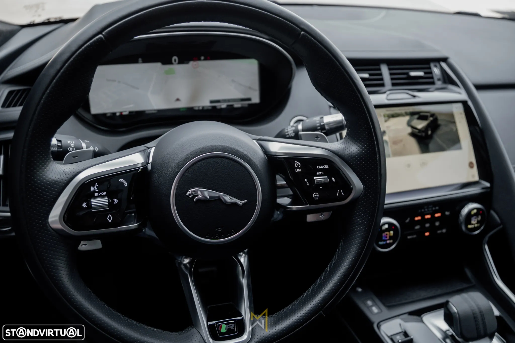 Jaguar E-Pace 1.5 P300e R-Dynamic SE AWD Aut. - 30