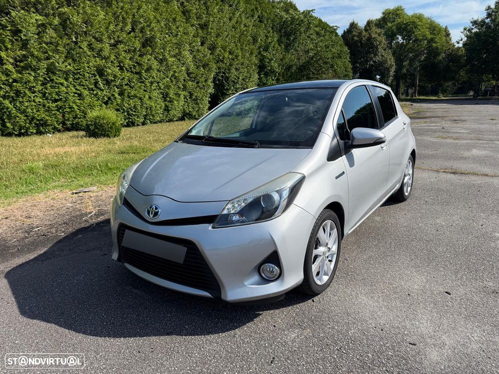 Toyota Yaris 1.5 HSD Comfort+P.Style - 1