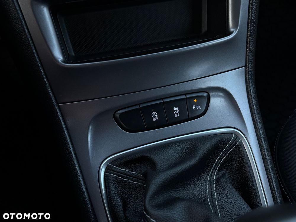 Opel Astra ver-1-0-t-enjoy-s-s - 9