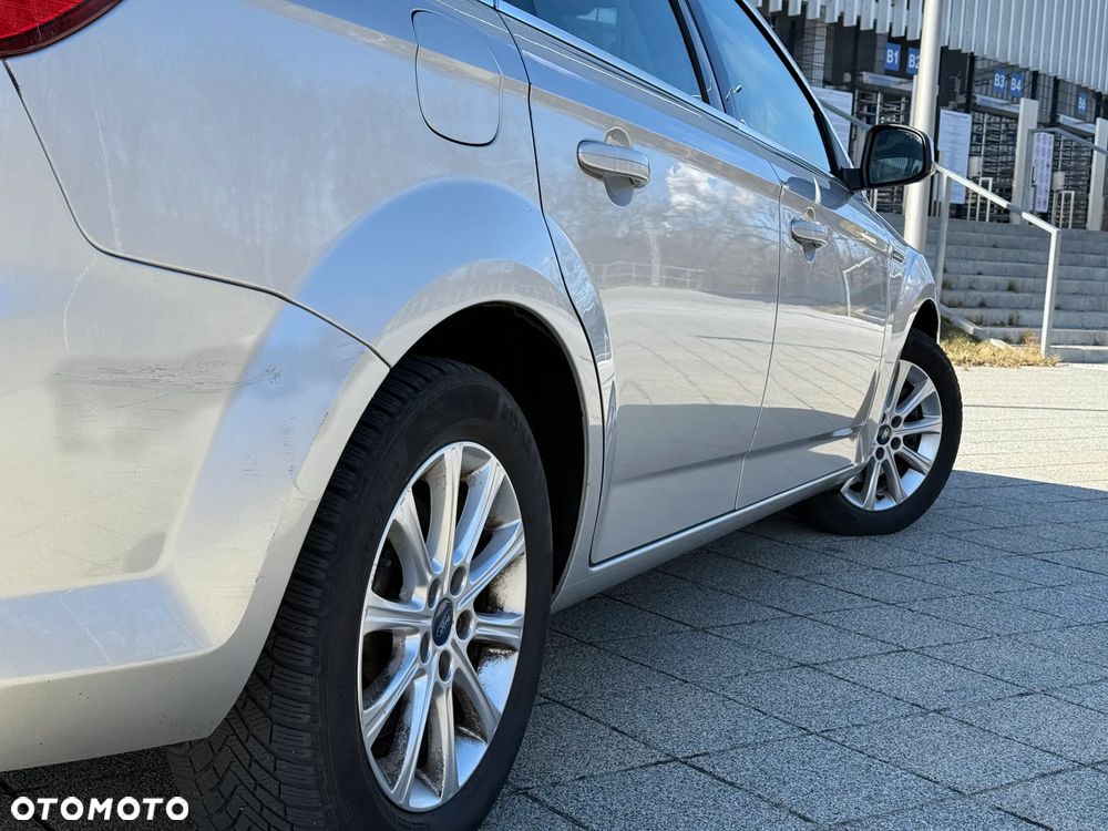 Ford Mondeo 2.0 TDCi Titanium - 4
