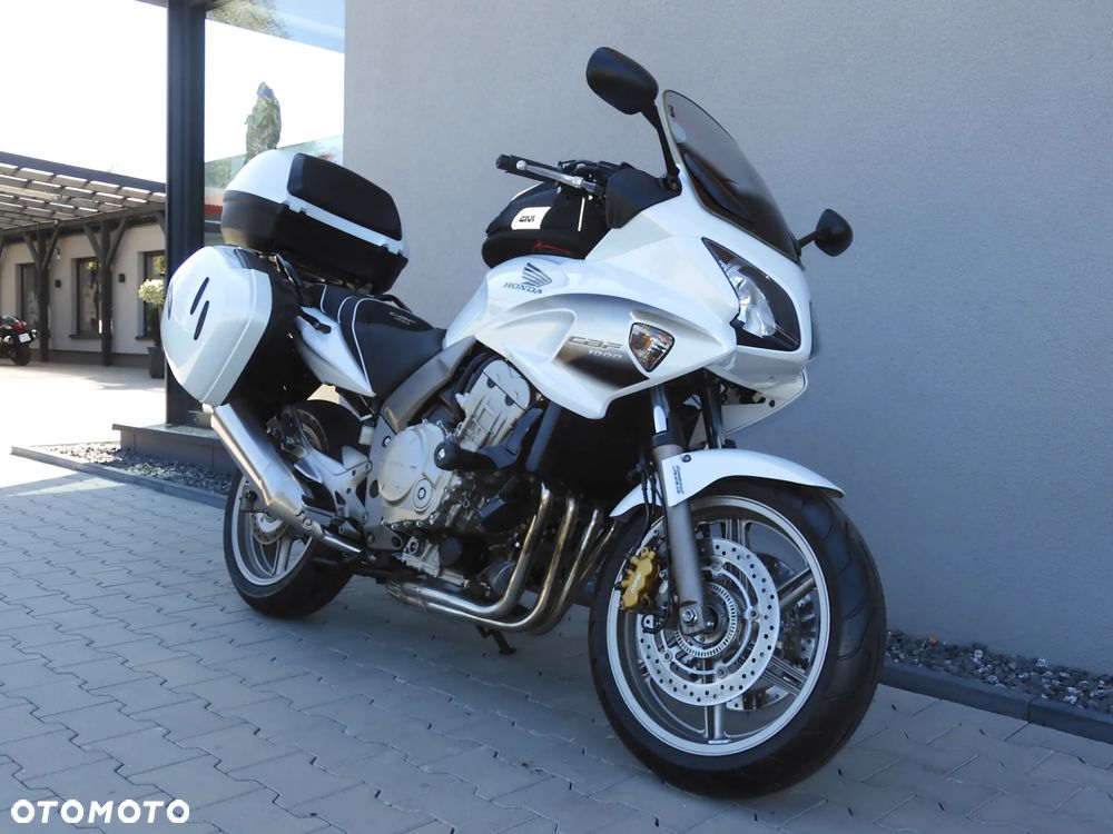 Honda CBF - 37