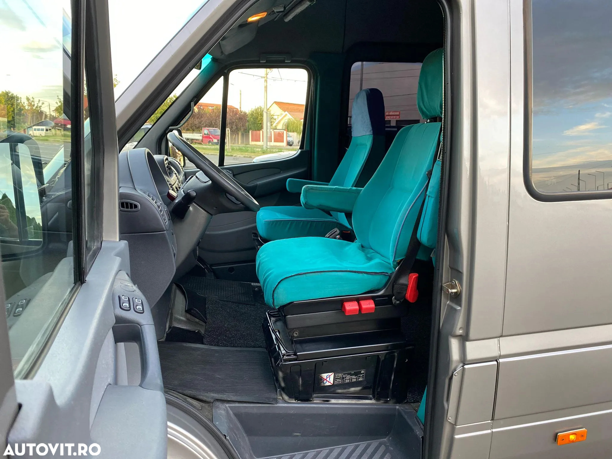 Mercedes-Benz Sprinter - 5