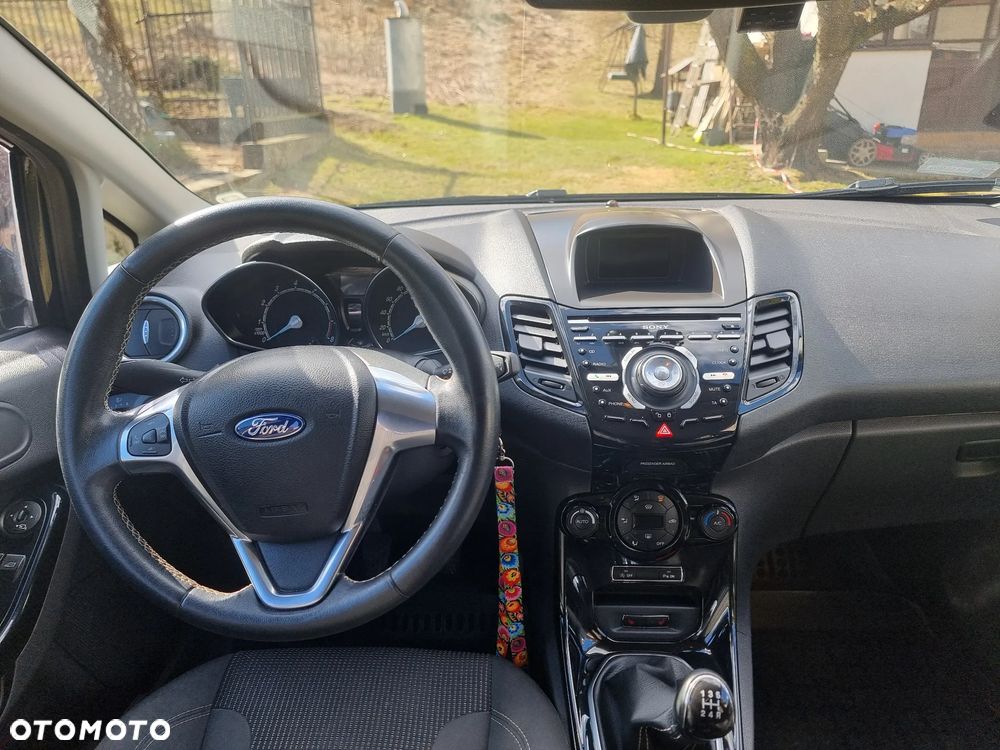 Ford Fiesta - 13