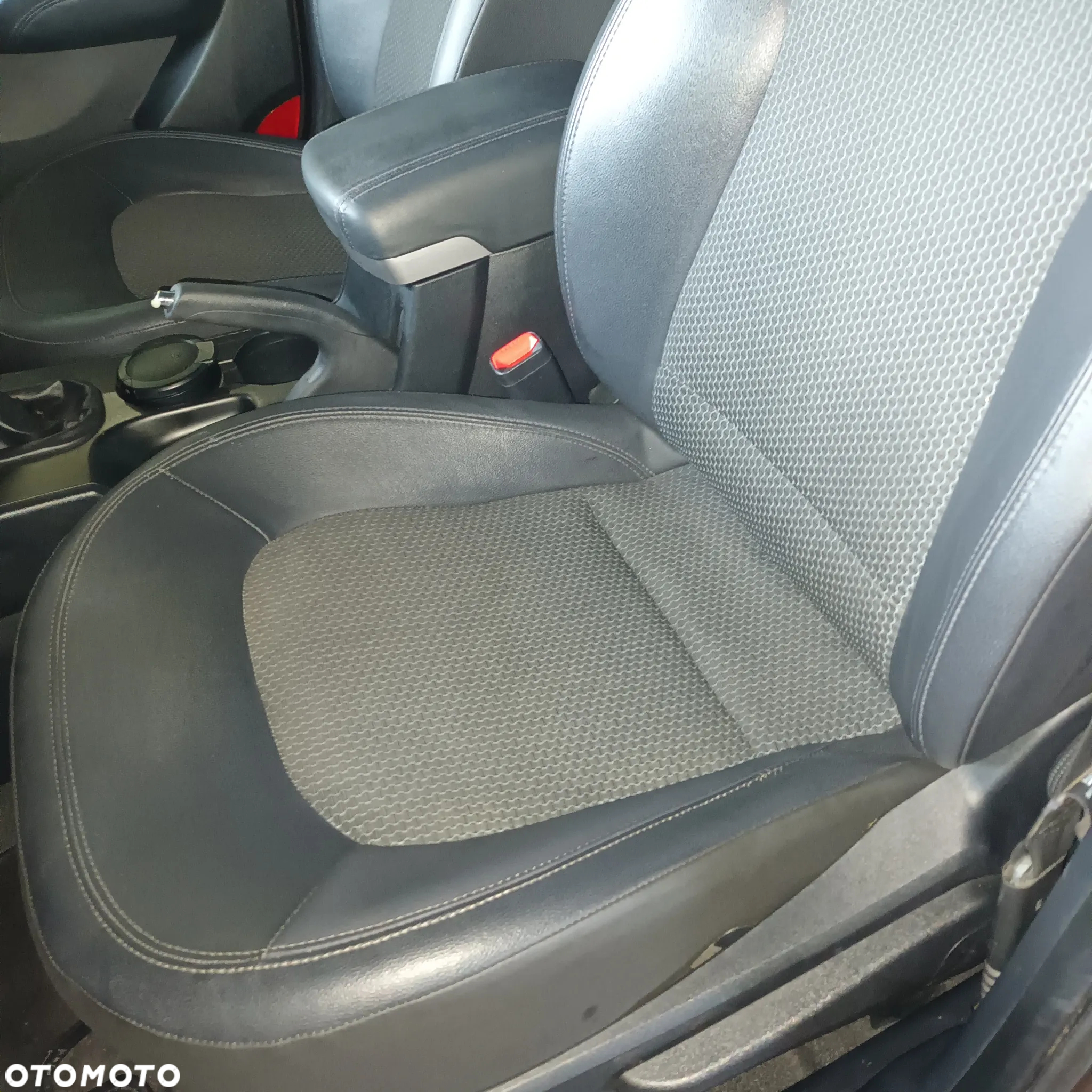 Hyundai ix35 1.7 CRDi 2WD Comfort - 20