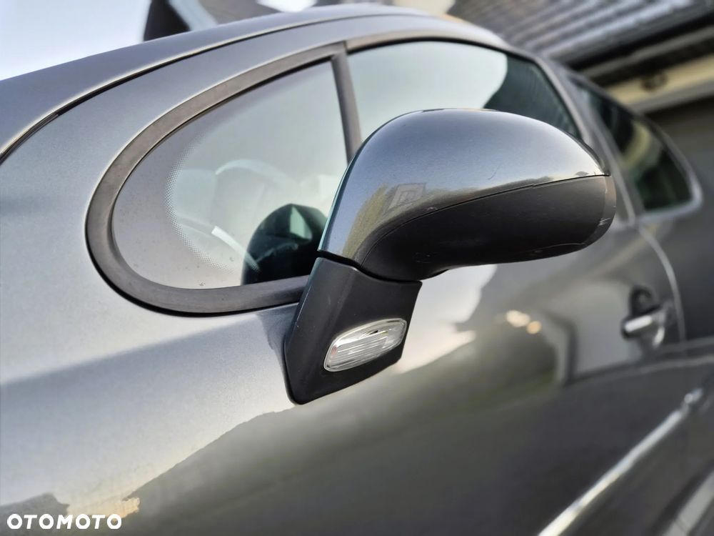 Peugeot 207 - 27