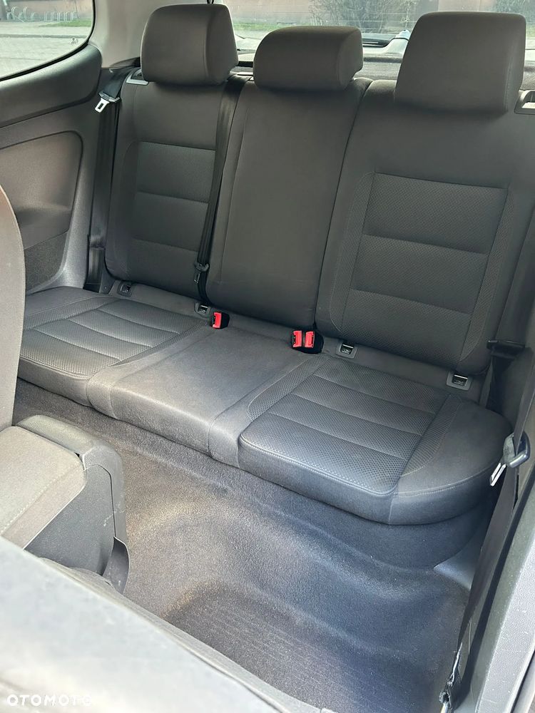 Volkswagen Golf - 17