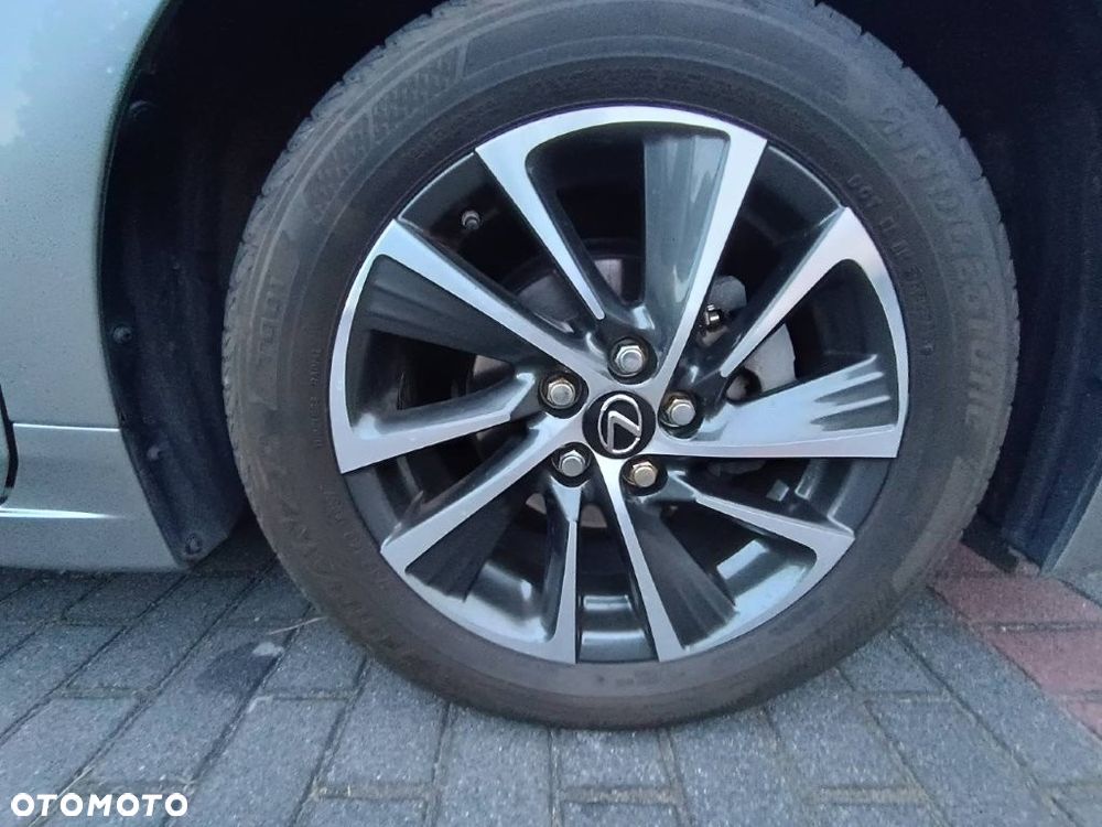 Lexus CT 200h Elegance EU6 - 11