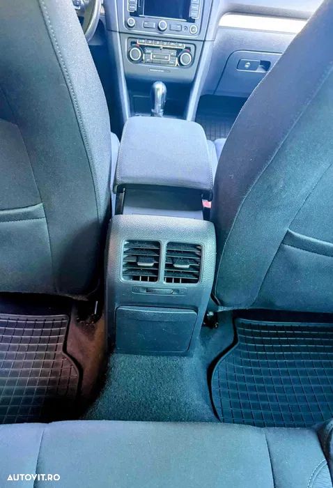 Volkswagen Golf 1.6 TDI DPF DSG BlueMotion Technology Highline - 8