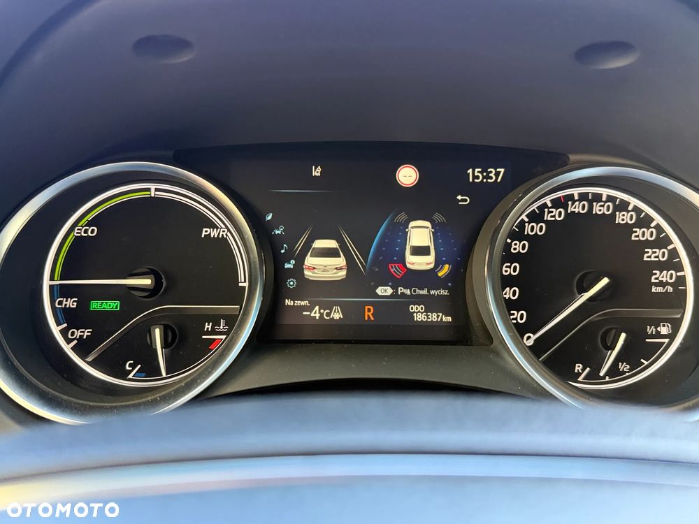 Toyota Camry 2.5 Hybrid Comfort CVT - 19