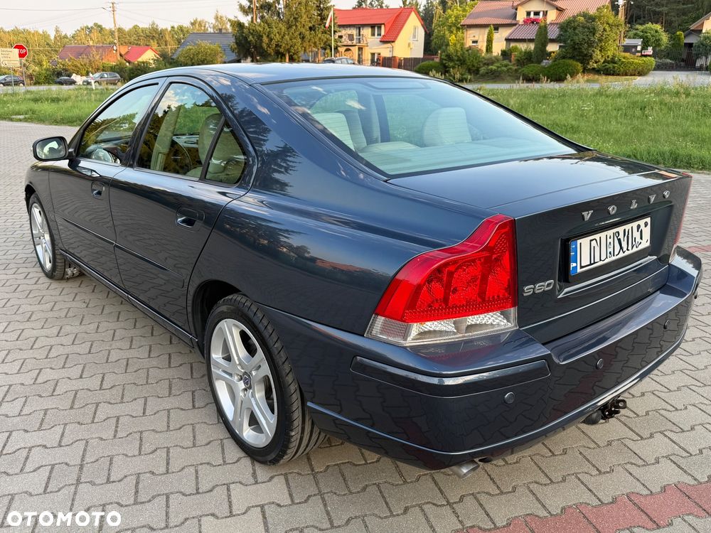 Volvo S60 D5 Momentum - 9
