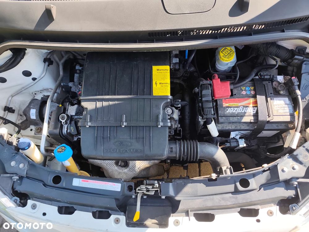Ford KA 1.2 Titanium EU5 - 19