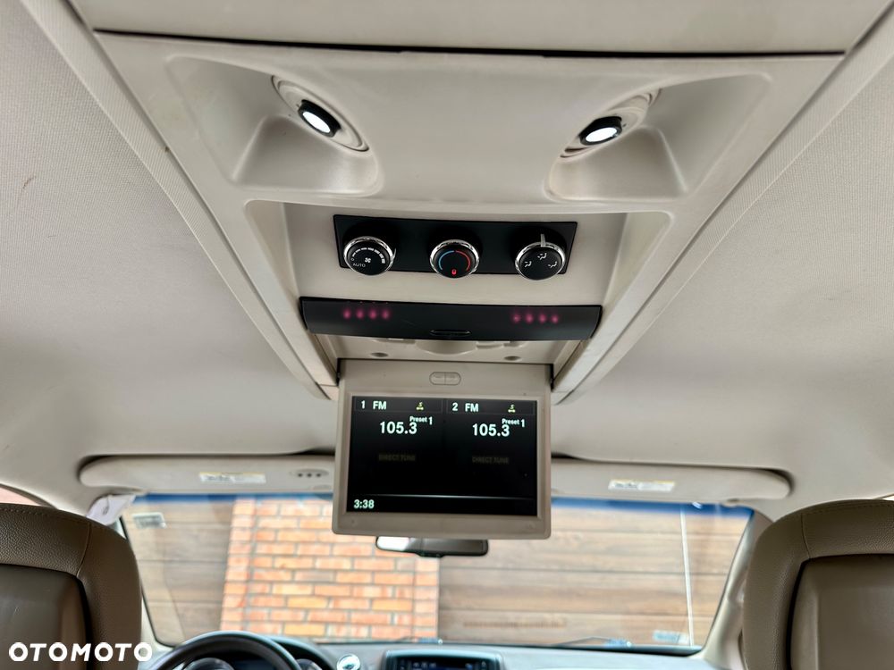 Chrysler Town & Country 3.6 Touring - 26