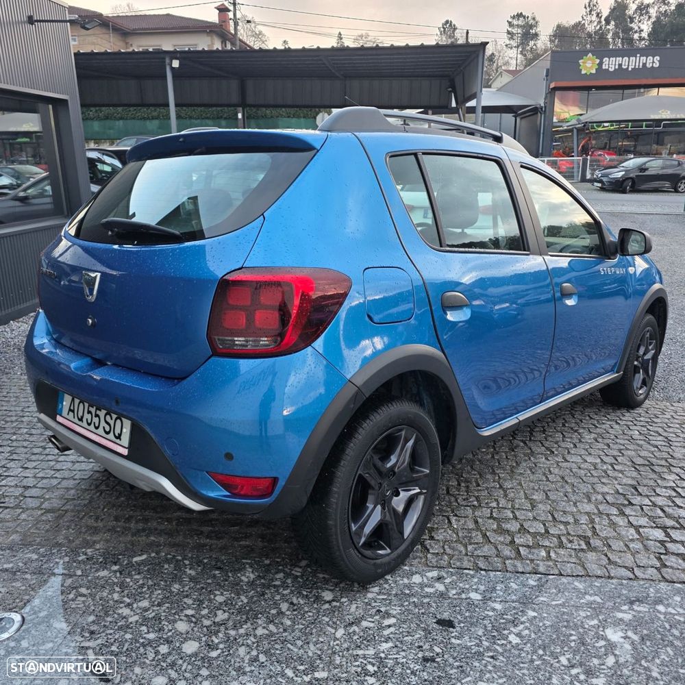 Dacia Sandero Stepway TCe 90 Easy-R Celebration - 2