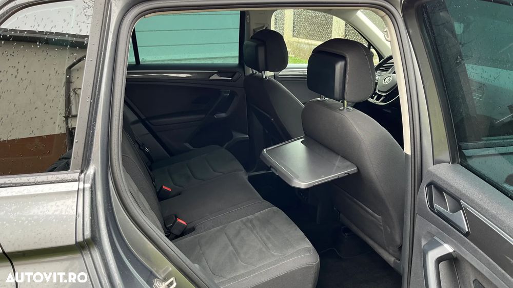 Volkswagen Tiguan - 19