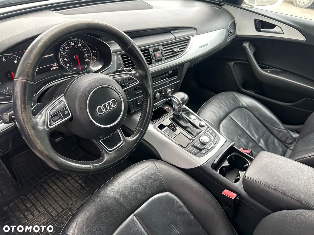 Audi A6 Avant 3.0 TFSI quattro S tronic - 10